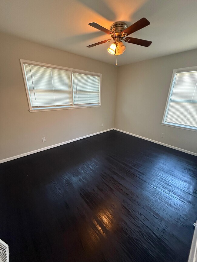 Foto del edificio - 336 Lanark Rd