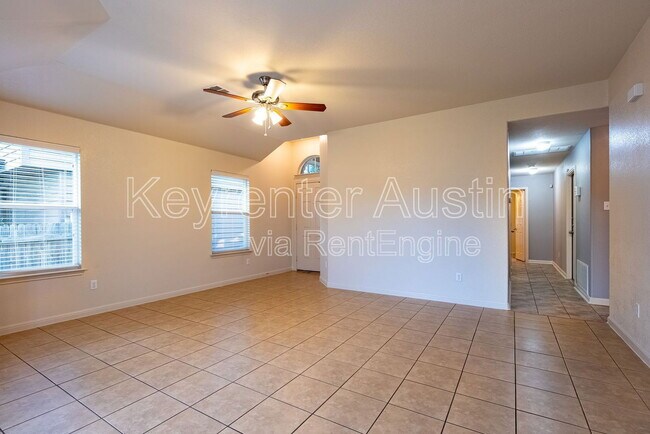 Foto del edificio - 13321 Pine Needle St