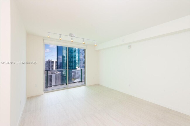 Foto del edificio - 77 SE 5th St