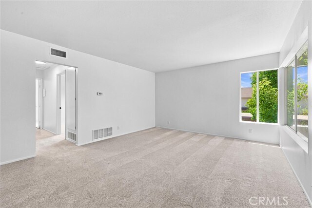 Foto del edificio - 128 Clearbrook