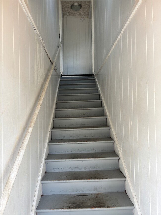 Foto del edificio - 317 W Allen St