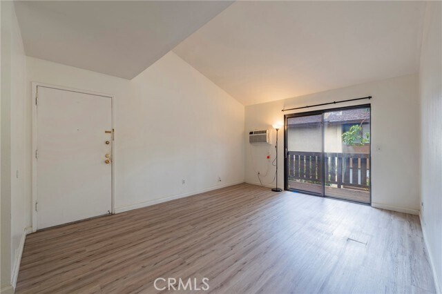 Foto del edificio - 10232 Black Mountain Rd