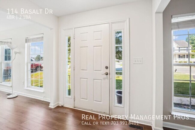 Building Photo - 114 Basalt Dr