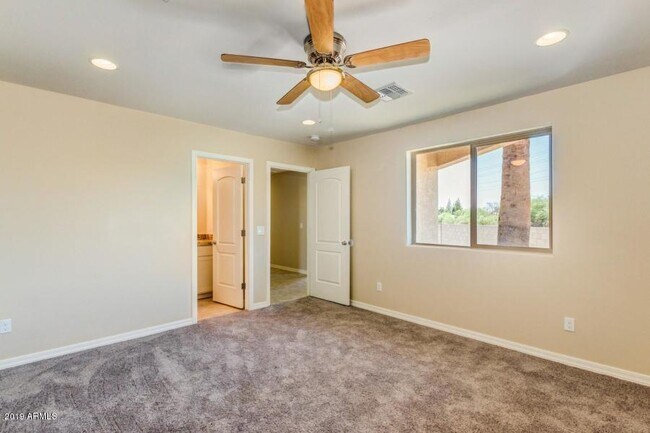 Foto del edificio - 4302 N 13th Pl
