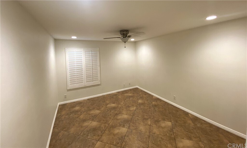 Building Photo - 1171 Packers Cir