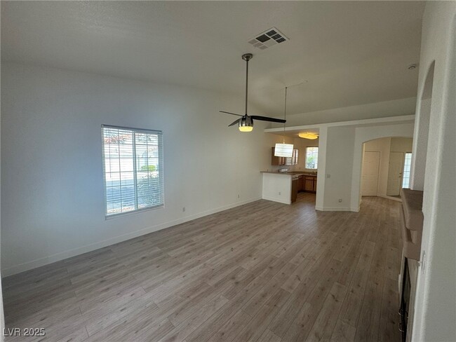 Foto del edificio - 8772 Bridgeport Bay Ave