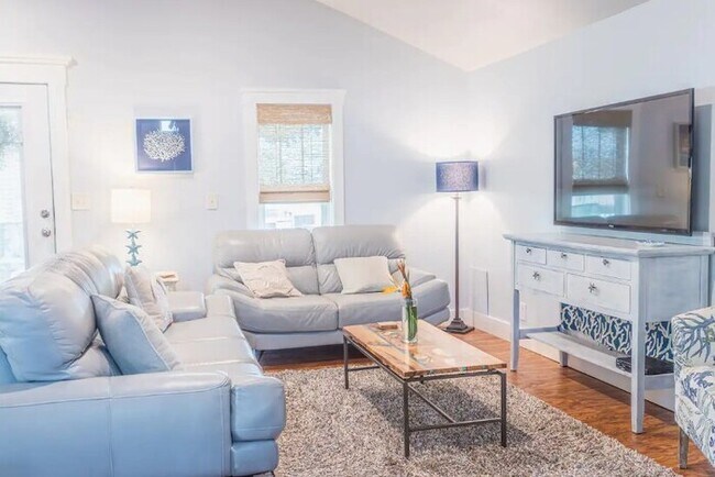 Foto del edificio - 808/810 Combo - 16 people in One Location