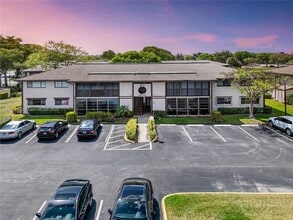 Building Photo - 9887 N Belfort Cir