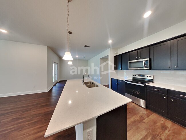 Building Photo - 6427 Emerald Hills Way