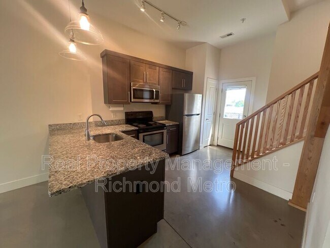 Foto del edificio - 1300 McDonough St