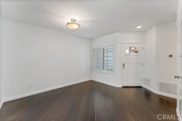 Building Photo - 2183 Avocado Dr