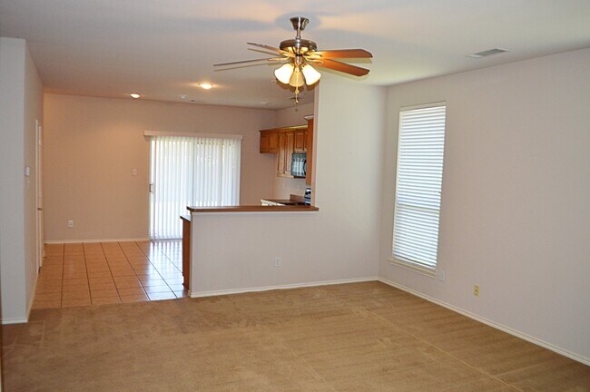 Building Photo - Charming 4-Bedroom Home in a Quiet Neighbo...