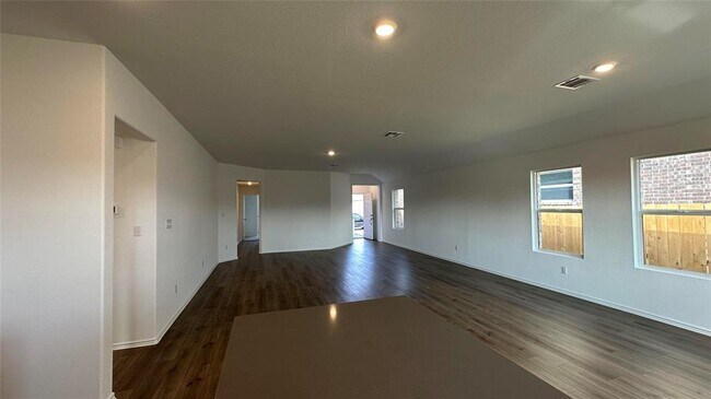 Building Photo - 1704 Frontenac St