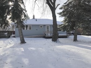 Building Photo - 1019 10th Ave