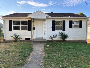 Building Photo - 834 W Sprague St