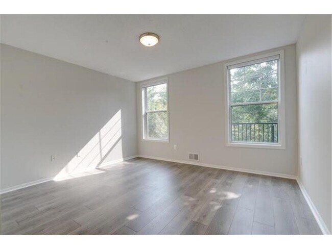 Building Photo - 8317 Townsend Dr