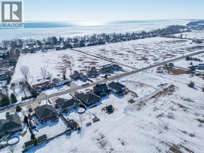 Photo du bâtiment - 345 1st Concession Line