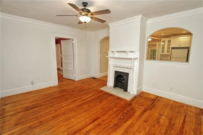 Foto del edificio - 2874 Burden St NW