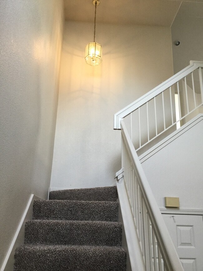 Foto del edificio - Great 2 bedroom 2 bath condo - must see!
