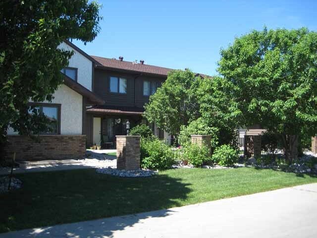 Foto principal - Candle Park West Townhomes