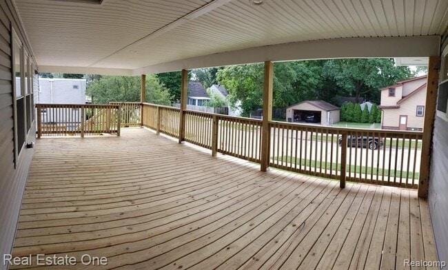 Building Photo - 314 Mary Ave