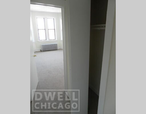 Foto del edificio - 1530 N Kedzie Ave
