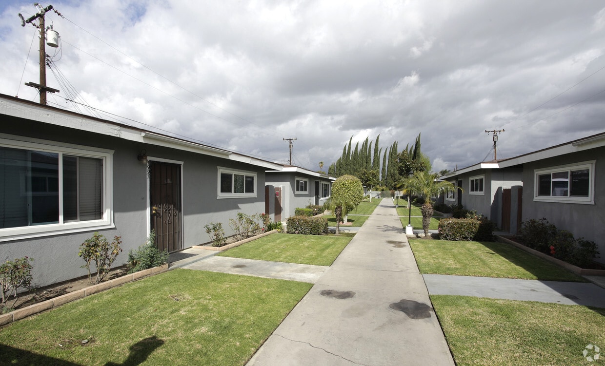 19751997 Houston Ave, Fullerton, CA 92833 Apartments in Fullerton