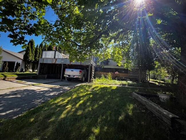 Building Photo - Home in CDA