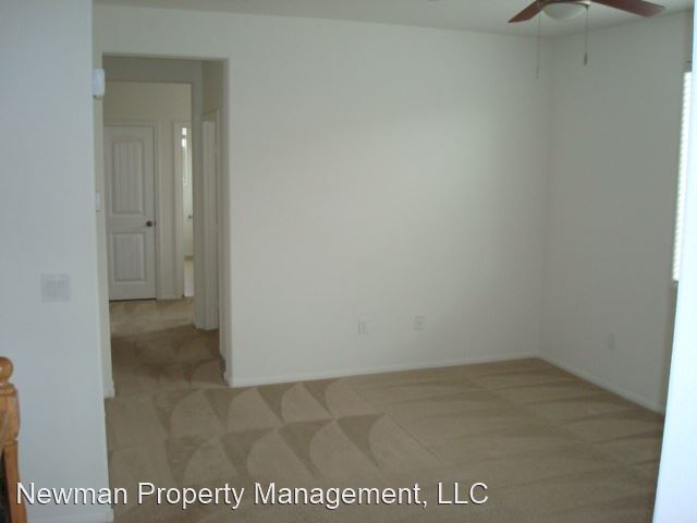 Building Photo - 10083 Hollis Mountain Ave