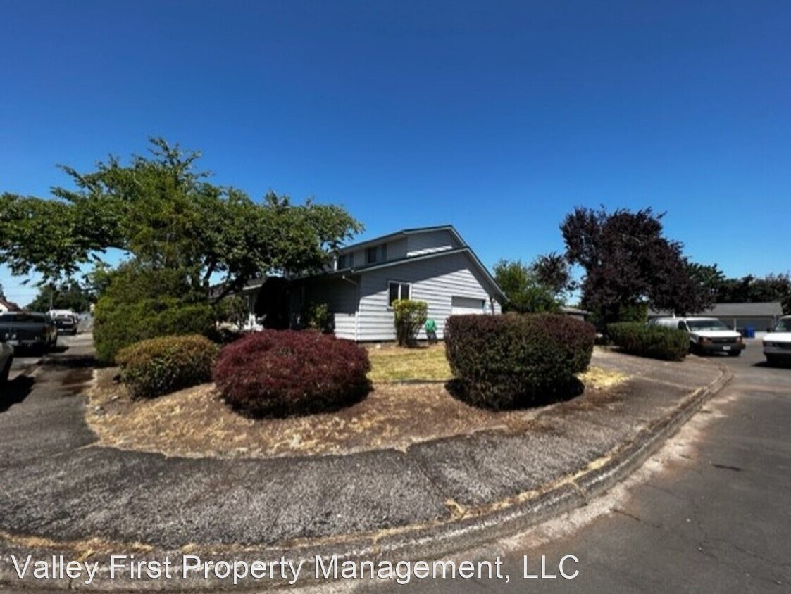 Foto del edificio - 2 br, 2 bath House - 332 Monroe Ct NE