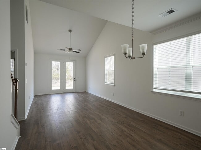 Building Photo - 260 Bryland Wy