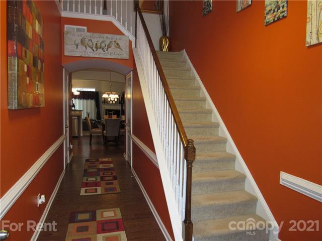 Foto del edificio - 10930 Cripple Creek Ln