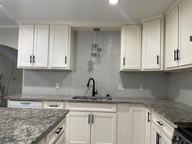 Foto del edificio - 2519 Larchmont Dr