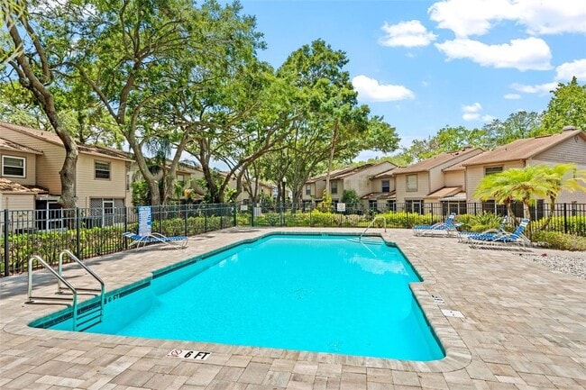 Foto del edificio - 2105 Fletchers Point Cir