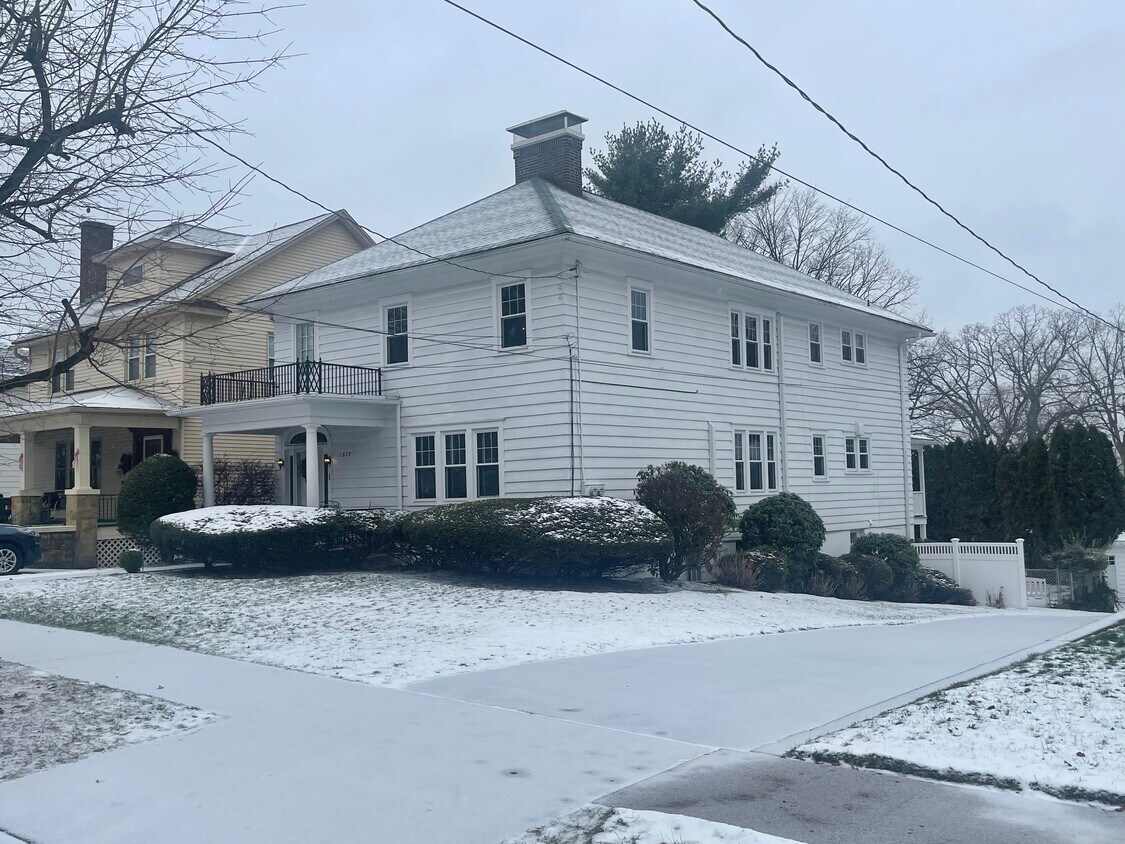 1515 Monroe Ave, Dunmore, PA 18509 Apartments in Dunmore, PA