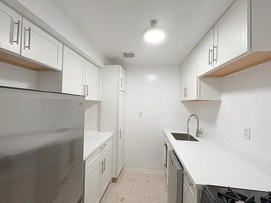 Foto del edificio - 324 Pearl St