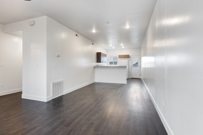 Foto del edificio - 1389 Northfield Rd