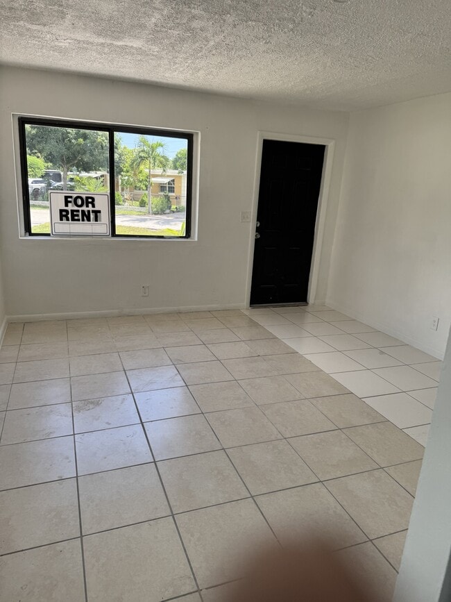 Building Photo - 3380 Ocean Pky