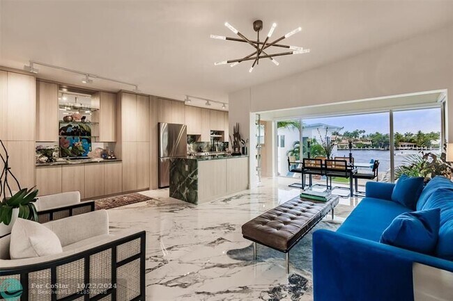 Foto del edificio - 425 Bayshore Dr