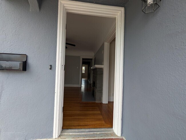 Foto del edificio - 533 Oak Ave