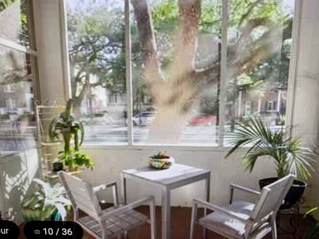 Foto del edificio - 7818 Saint Charles Ave