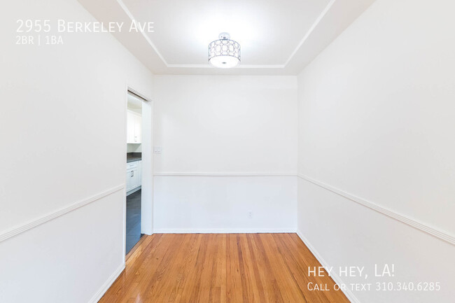 Building Photo - Remodeled Two Bedroom Apartment | Silver Lake