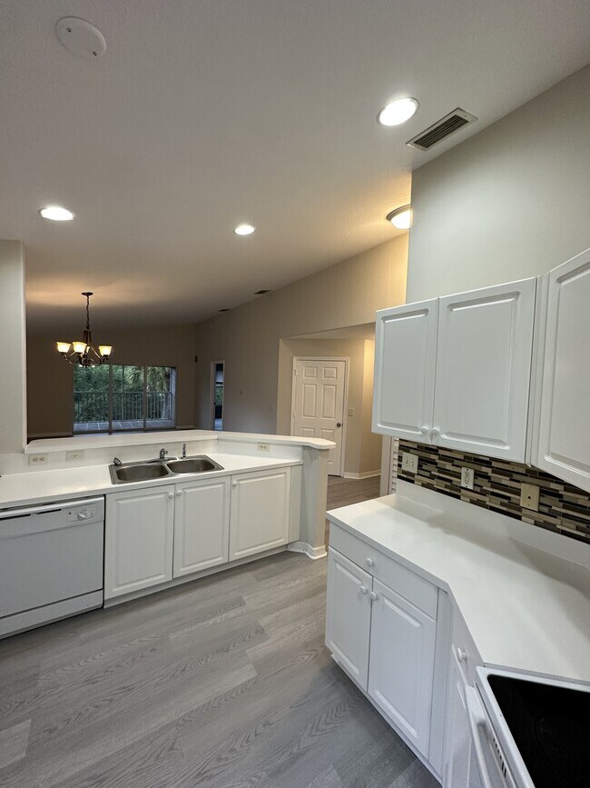 Foto del edificio - For Rent in Bonita Springs