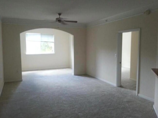 Building Photo - 9901 Baywinds Blvd