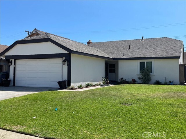 Foto principal - 450 E 248th St