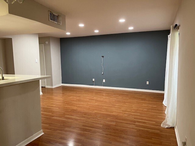 Foto del edificio - 8227 Kingsbrook Rd