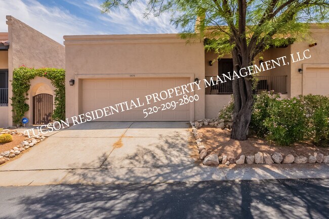 Foto del edificio - 9876 N Ridge Shadow Pl