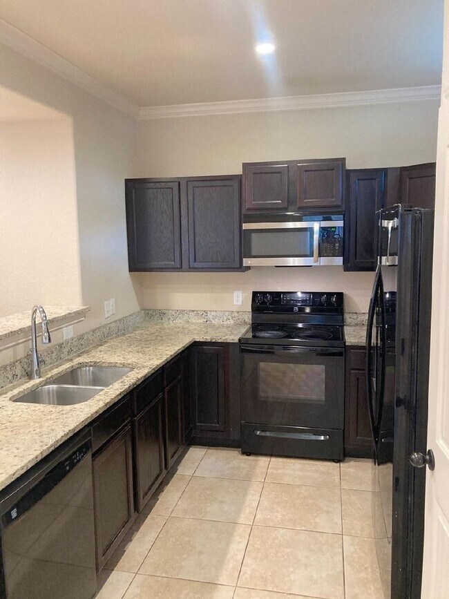 Photo - 7030 Lakeview Dr. Apartment