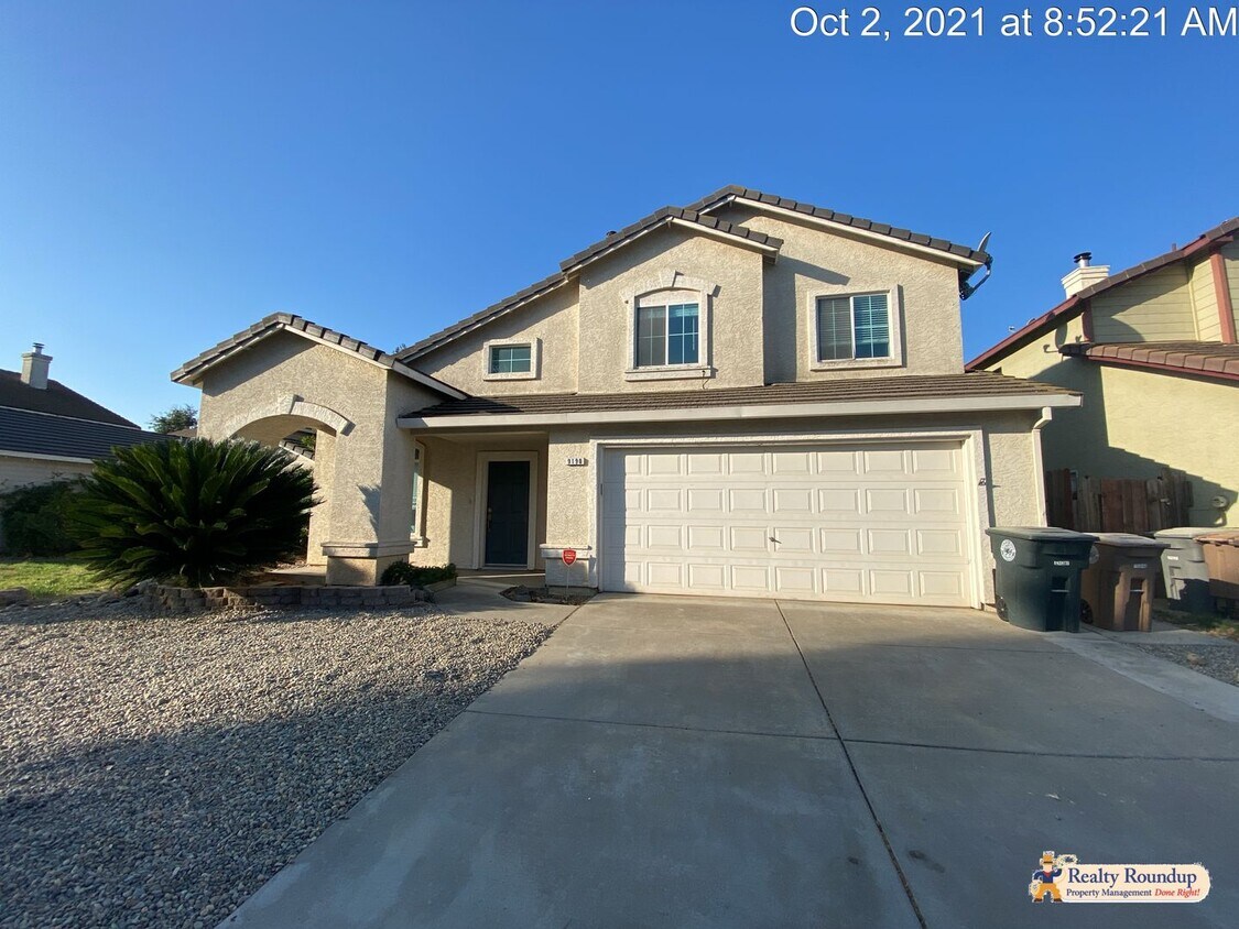 Walk to Parks & Shopping. Nice Two Story ... - Walk to Parks & Shopping.  Nice Two Story ...