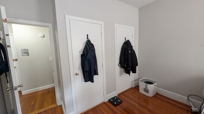 Building Photo - Very Nice 1 bed in Watertown
